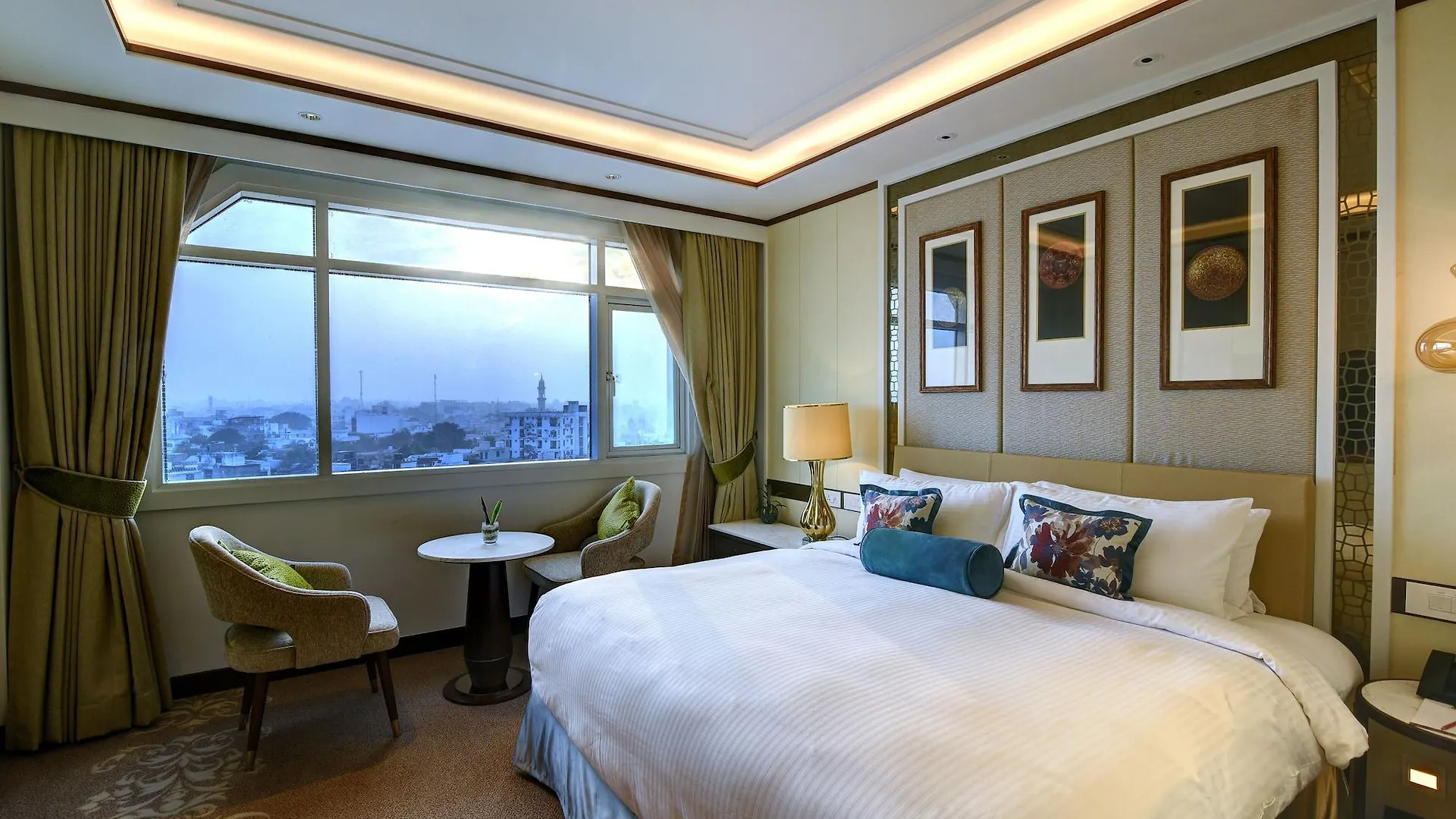 Tajview Agra - Ihcl Seleqtions Hotel