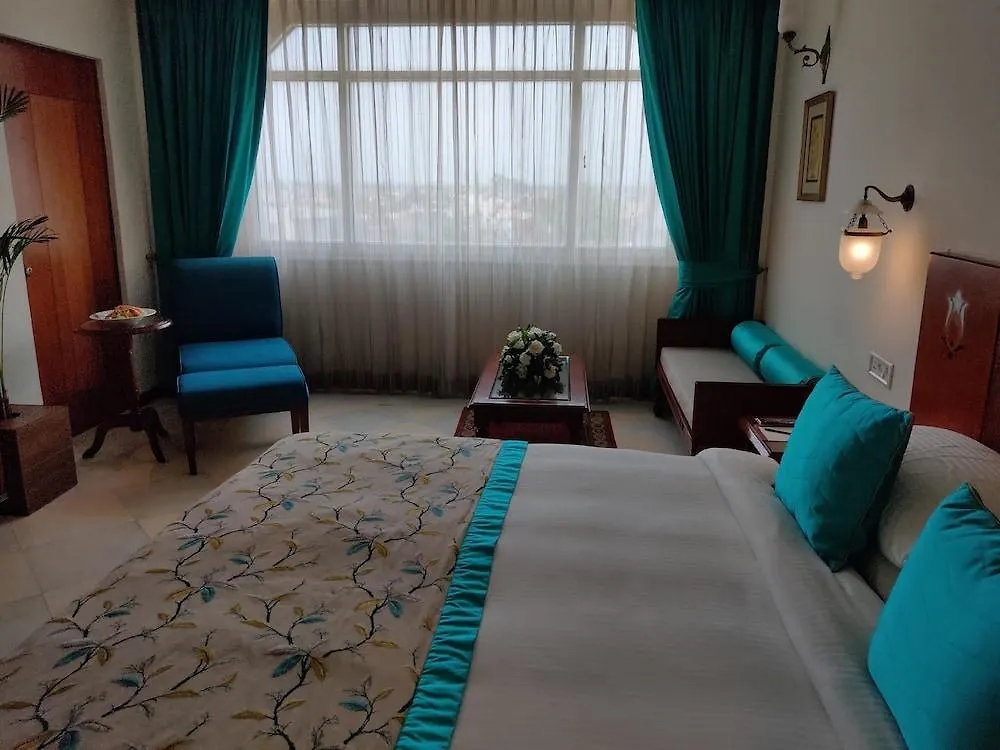 *****  Tajview Agra - Ihcl Seleqtions Hotel India